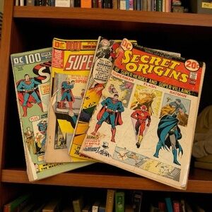Vintage Y2K DC Comics Secret Origins and Superman Comic Books *USED CONDITION